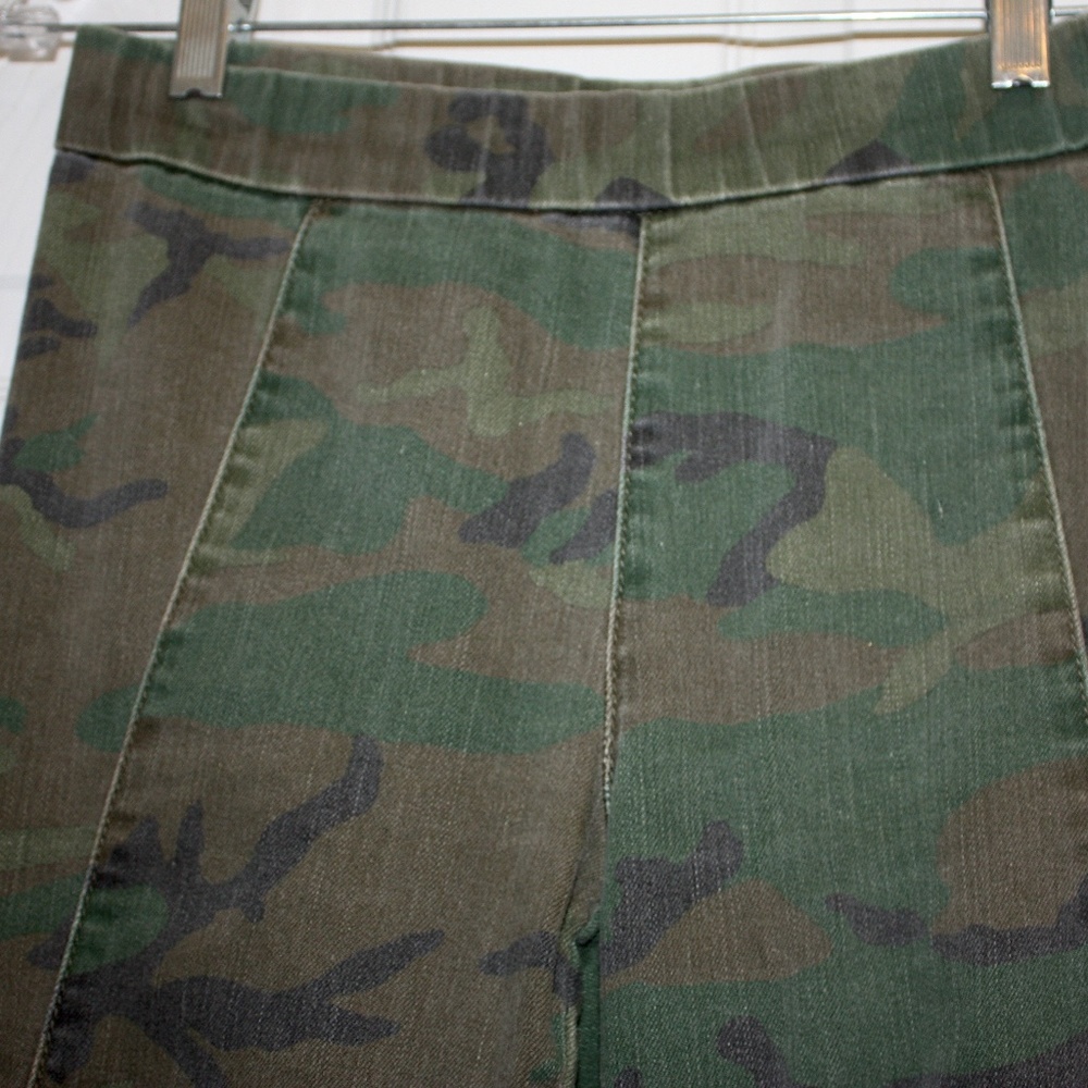 Silence + Noise Camou Pants